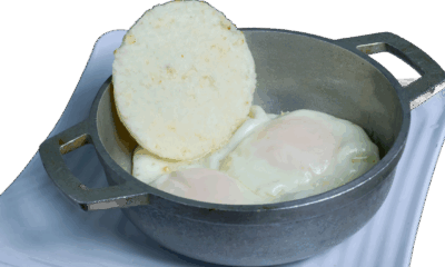 HUEVO EN CACEROLA CON AREPITA